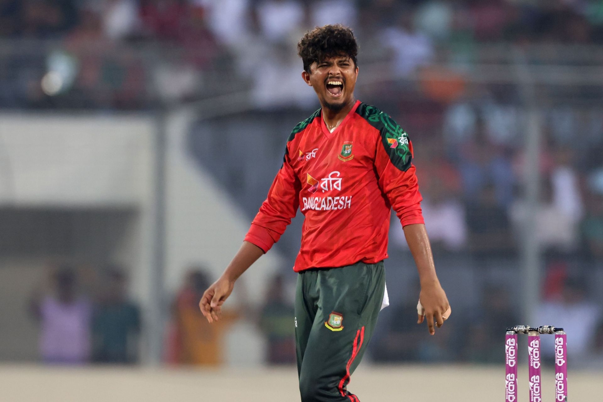 Mahedi Hasan is one of the spinners in Bangladesh&#039;s 2025 Asia Cup squad. [P/C: Getty]