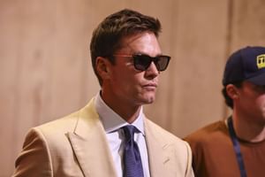 NFL insider insinuates Tom Brady of cheating over Raiders owner/FOX analyst discussing game plans with OC Chip Kelly every week