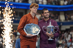 "Carlos Alcaraz deserves to be there" - Jannik Sinner keeps own heartbreak aside & praises Spaniard for being World No. 1 again