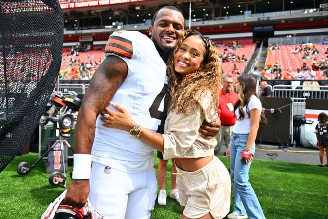 Deshaun Watson's wife Jilly Anais shows off icy $92,000 Phatek Philippe in latest photoshoot