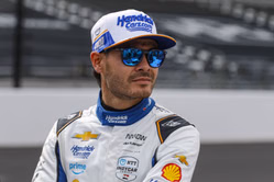 NASCAR Insider circles out turning point for Kyle Larson in 2025: "Since then they have not run as well"