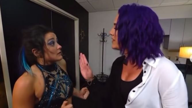 "IDIOTIC" - Bayley loses it after heated Lyra Valkyria segment on WWE RAW