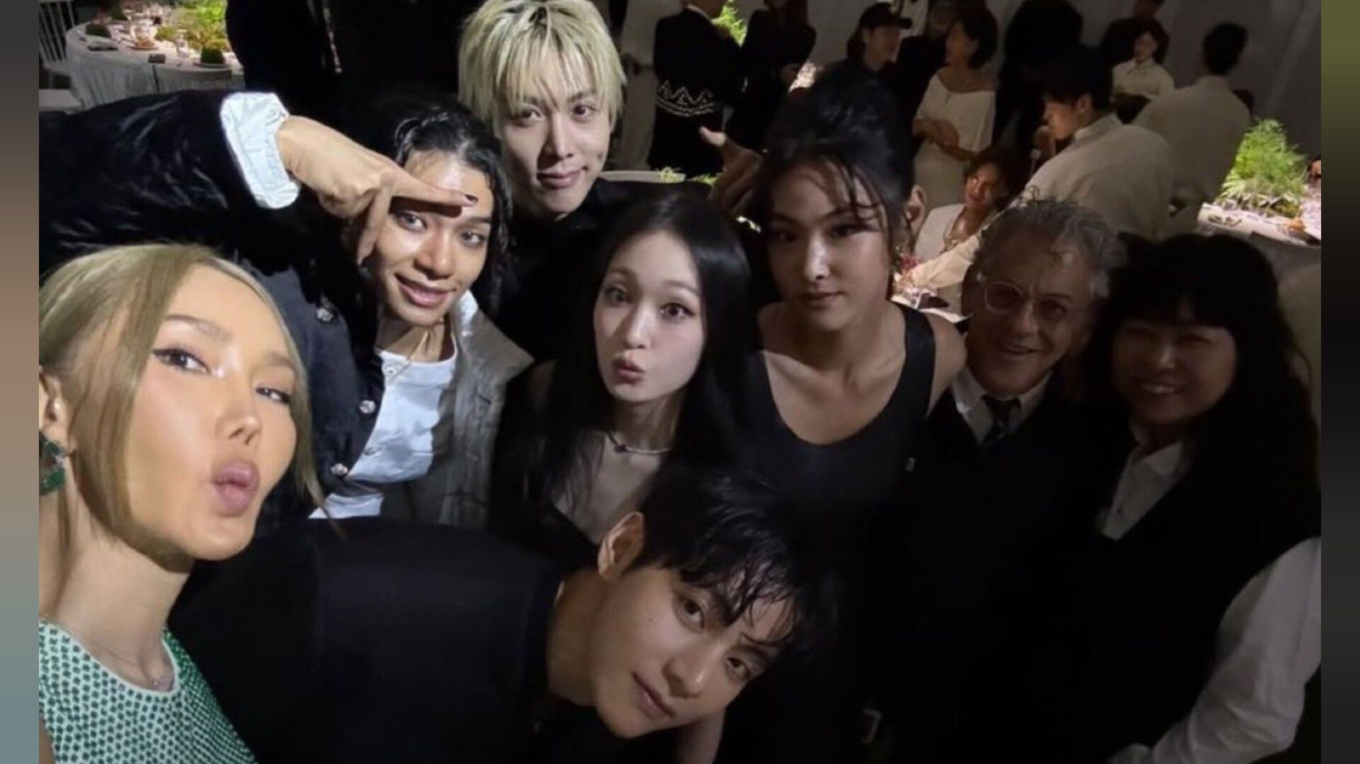 More celebrities present at the event (Images via Instagram/@mini_han)