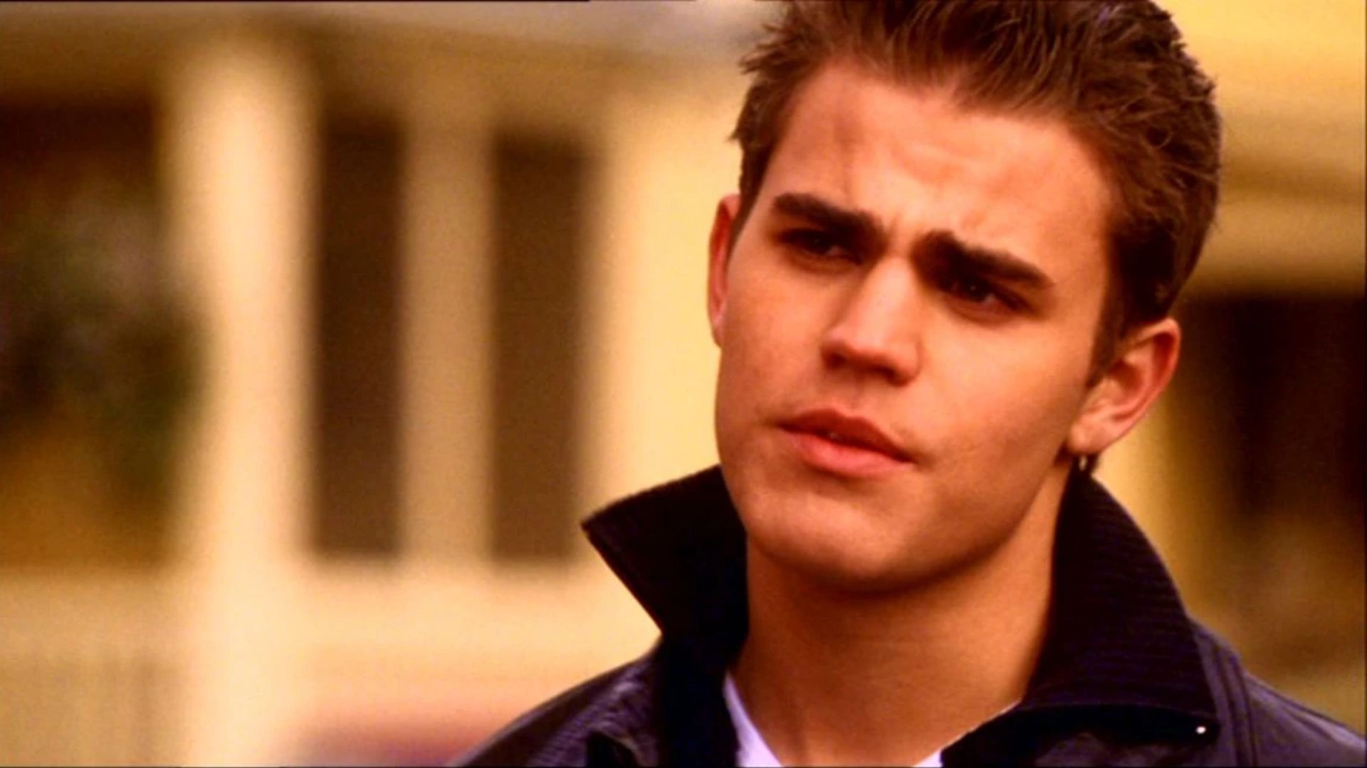 Still from Smallville (Image via Hulu)