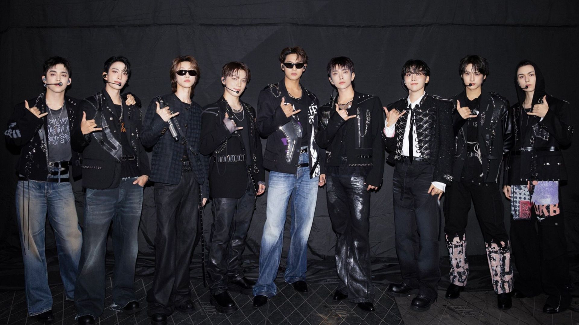 SEVENTEEN NEW_ World Tour Incheon (Image via X/@pledis_17)