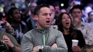 Fans show their anger at WWE Worlds Collide