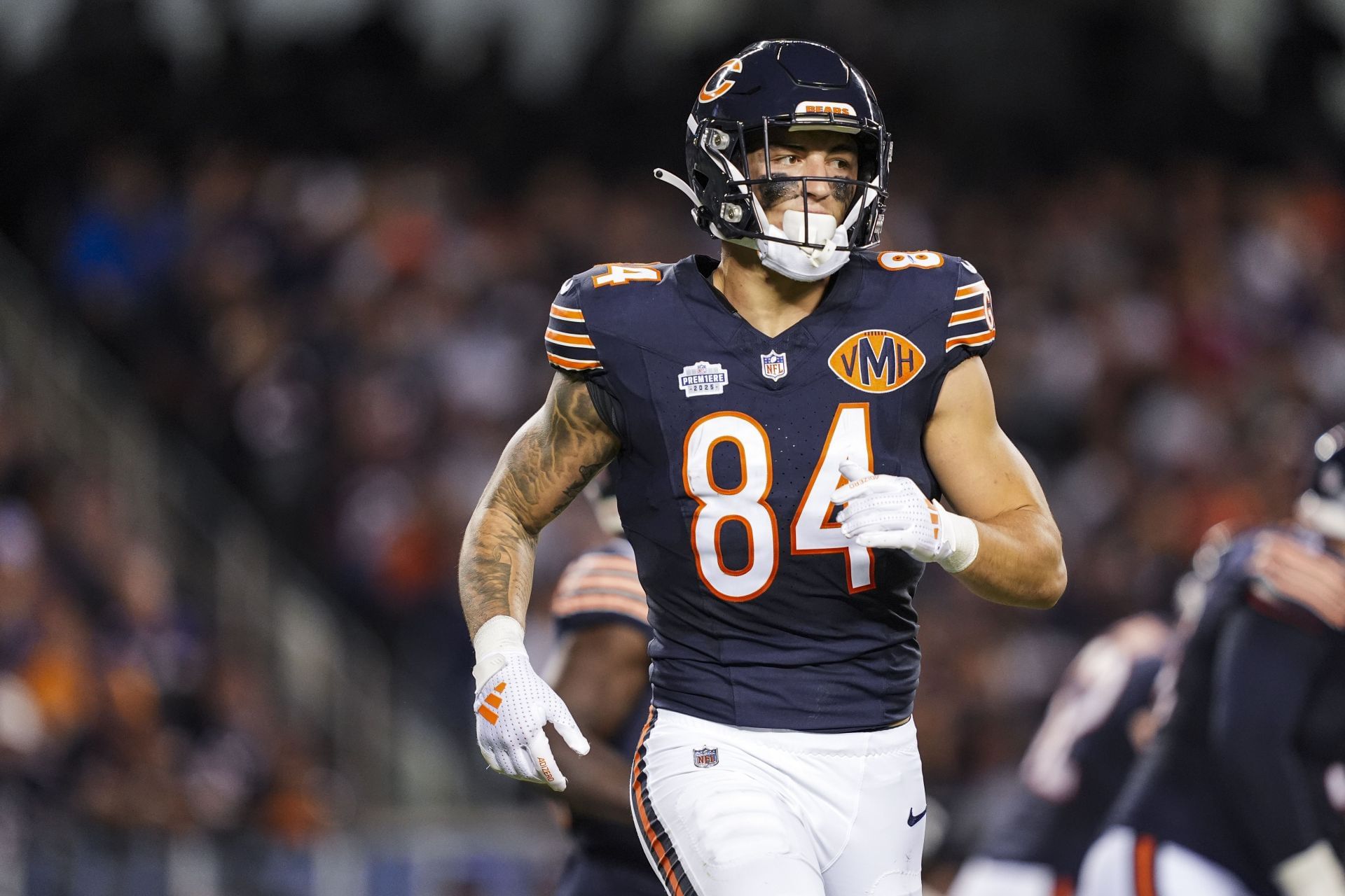 Colston Loveland at Minnesota Vikings v Chicago Bears - NFL 2025 - Source: Getty
