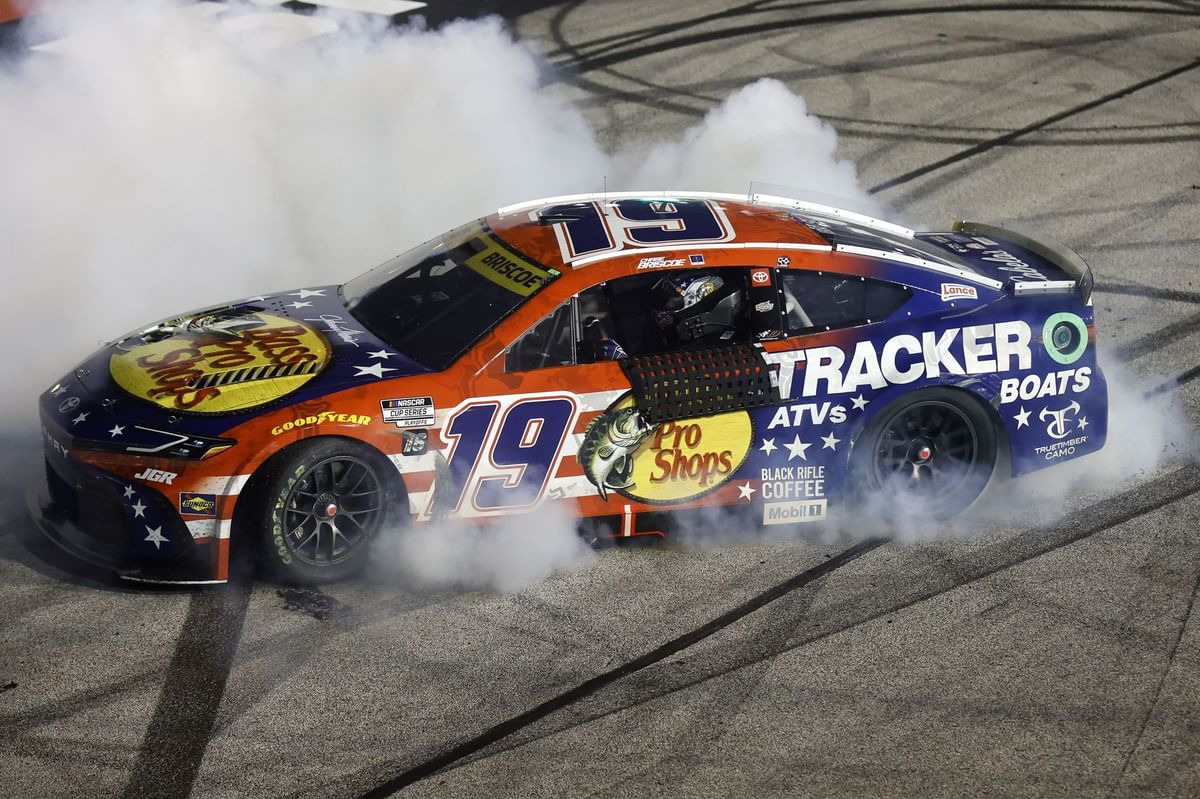 Chase Briscoe wins at Darlington, becomes the first driver since Greg Biffle to secure consecutive Southern 500 victories