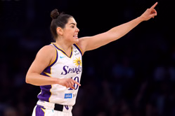 "Sugaaa plummm": Rickea Jackson, Cameron Brink and other Sparks players go wild after Kelsey Plum turns heads with confidence