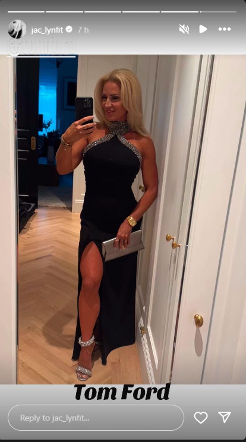 Alex Rodriguez&rsquo;s girlfriend Jaclyn Cordeiro turns up the glamor in backless Tom Ford dress. (Source: @jac_lynfit/ Instagram)