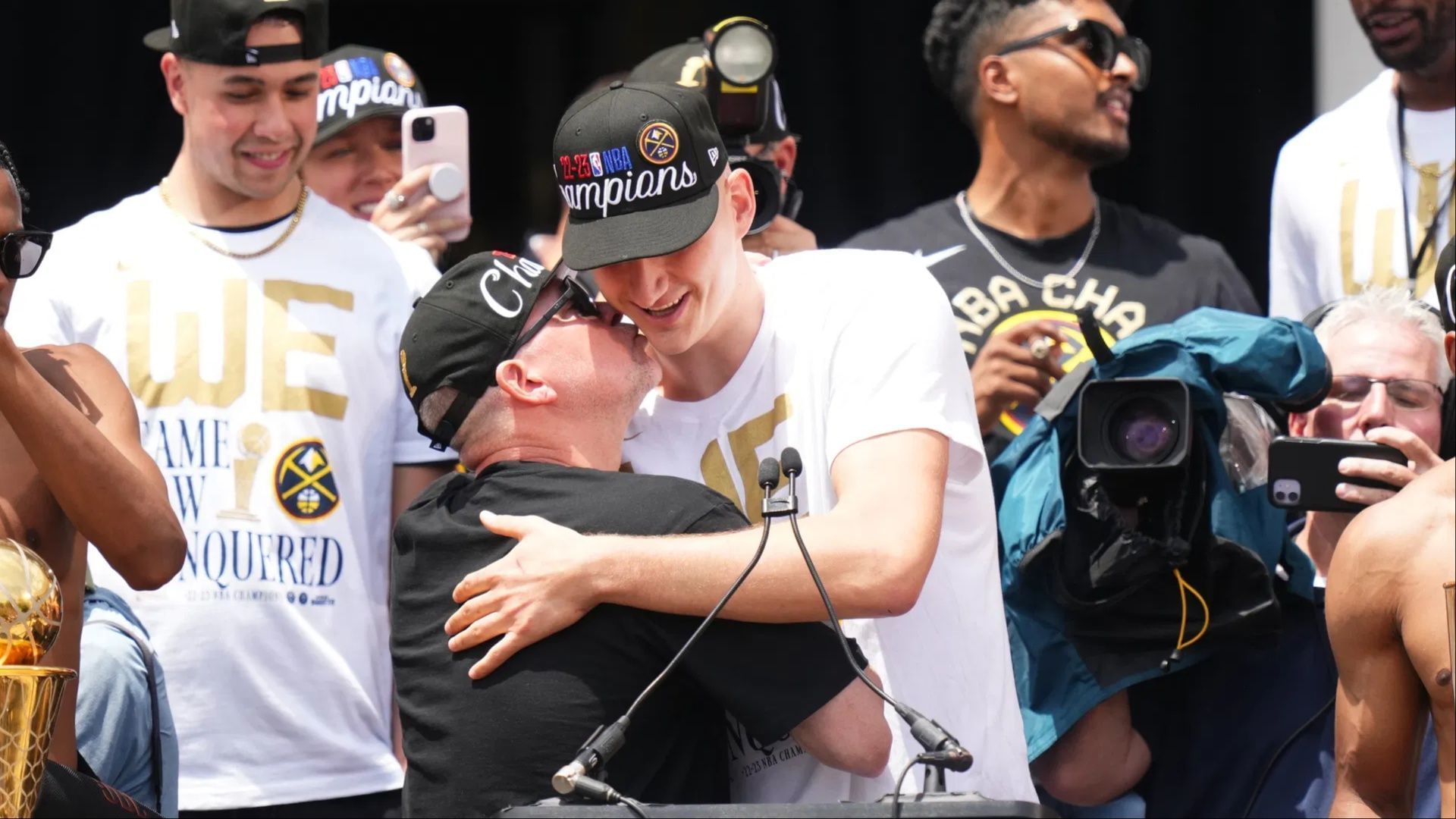 NBA fans react to ex-Nuggets coach Michael Malone signing media deal with ESPN. (Photo: IMAGN)