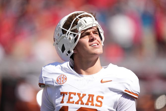 Is Arch Manning playing today? Texas QB's availability for Week 2 game against SJSU explored