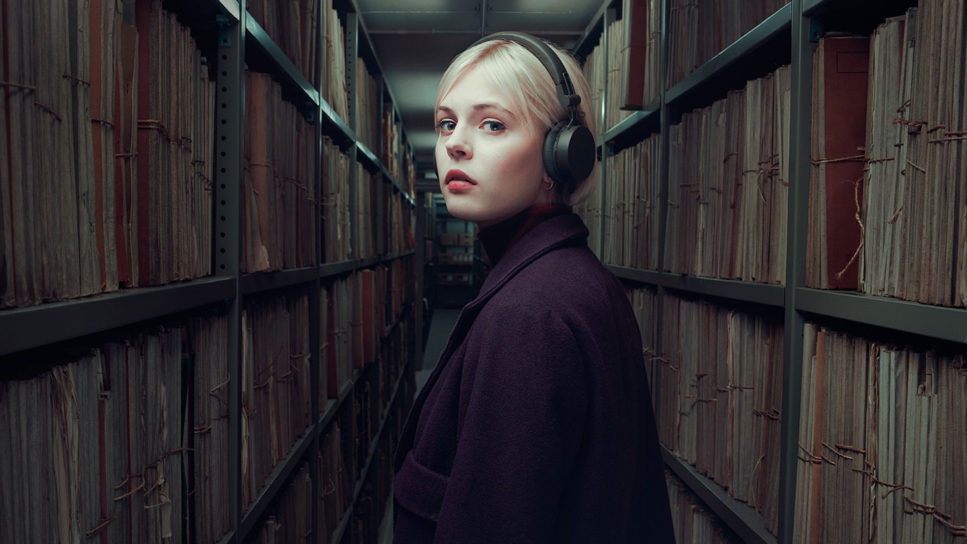 Patience features charming characters who capture the viewer&#039;s attention (Image via Channel 4)