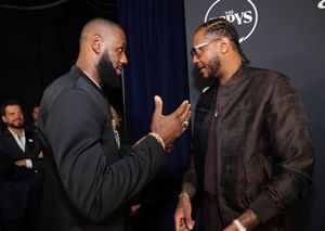 "No Bron?" - NBA fans react to Carmelo Anthony snubbing Banana Boat Crew friend from all-time starting five