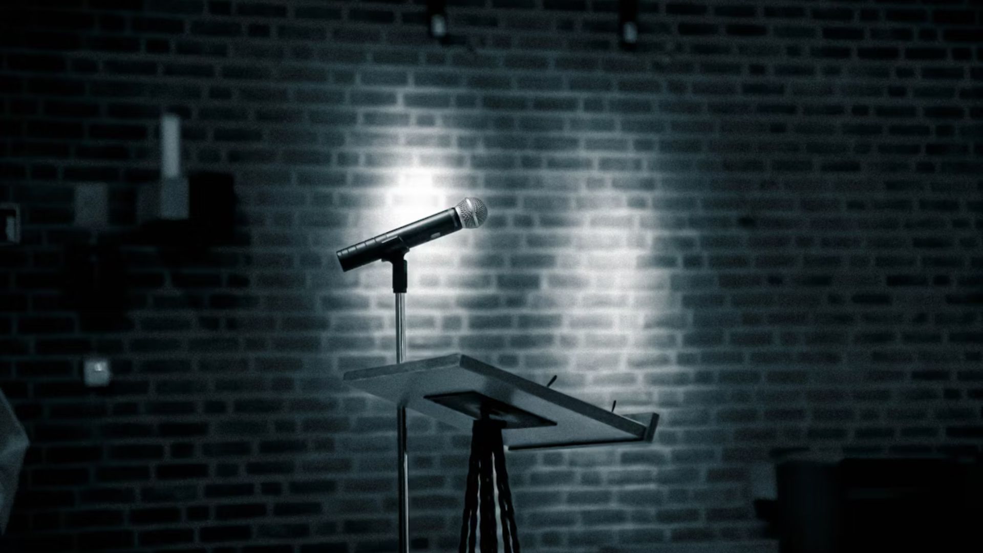 Egypt Covington was passionate about singing(Image via Unsplash/ @ Simon H)