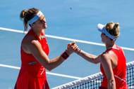 Aryna Sabalenka (left) and Marketa Vondrousova (right) at the 2022 Australian Open (Source: Getty)