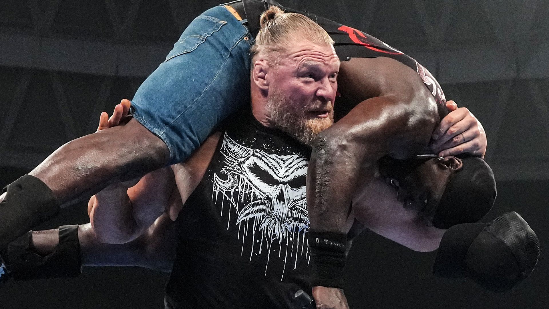 R-Truth was on WWE SmackDown (image via WWE)