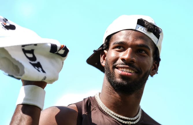 Shedeur Sanders hypes female fan donning Brown QB’s merchandise in latest IG post