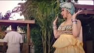 A still from the song (Image via youtube/@Cardi B)