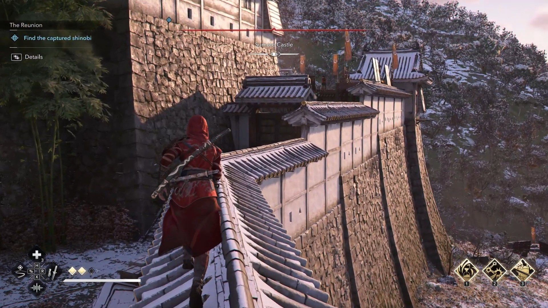 Use the rooftop path to avoid enemy detection (Image via Ubisoft)