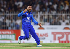 Top 5 bowlers with most wickets in T20Is ft. Rashid Khan