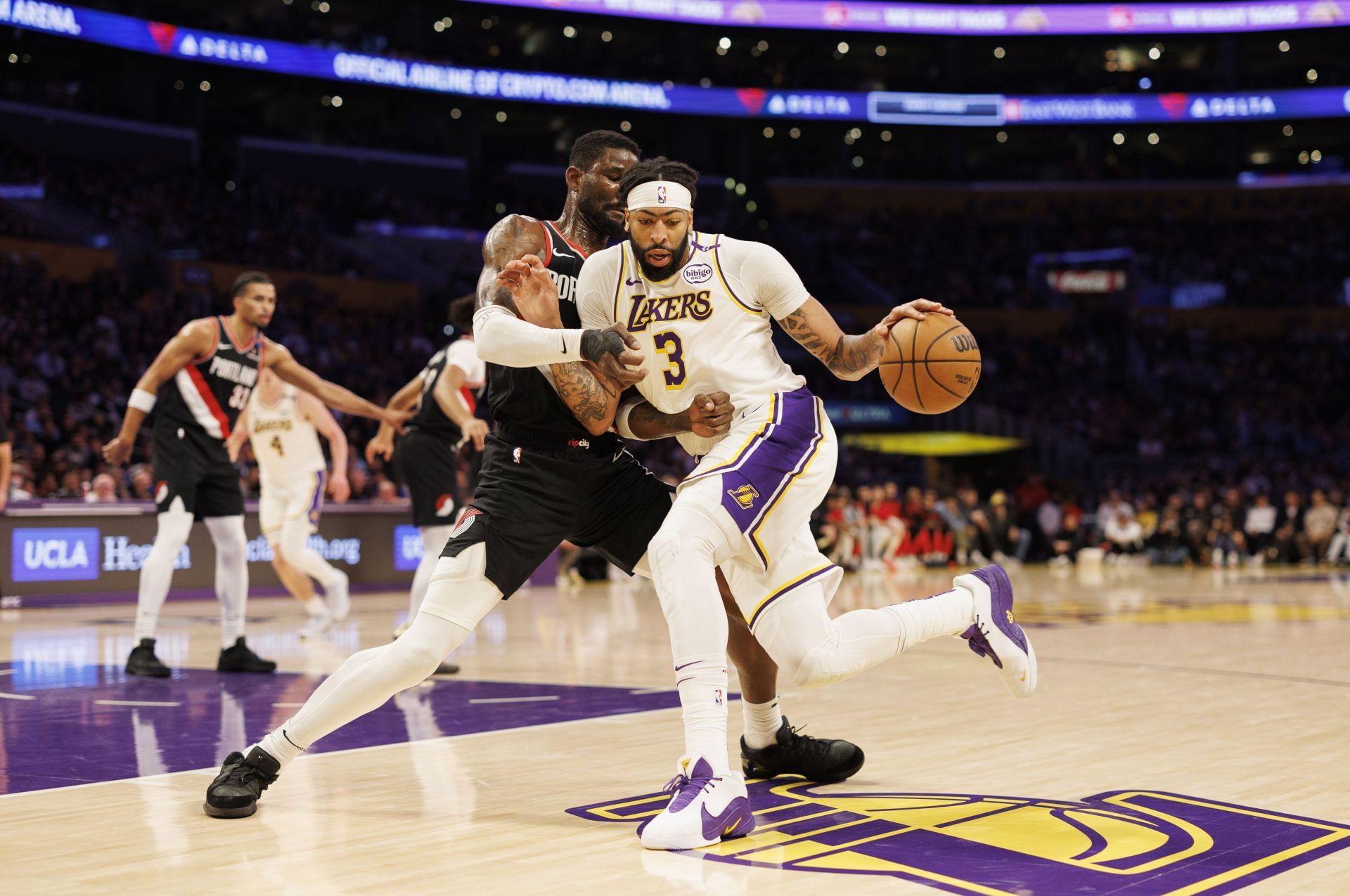 Lakers vs Trailblazers Los Angeles, CA. - Source: Getty