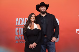 Lane Johnson's fiancée Kelsey quotes Taylor Swift recapping weekend with Eagles star ahead of TNF clash vs. Cowboys