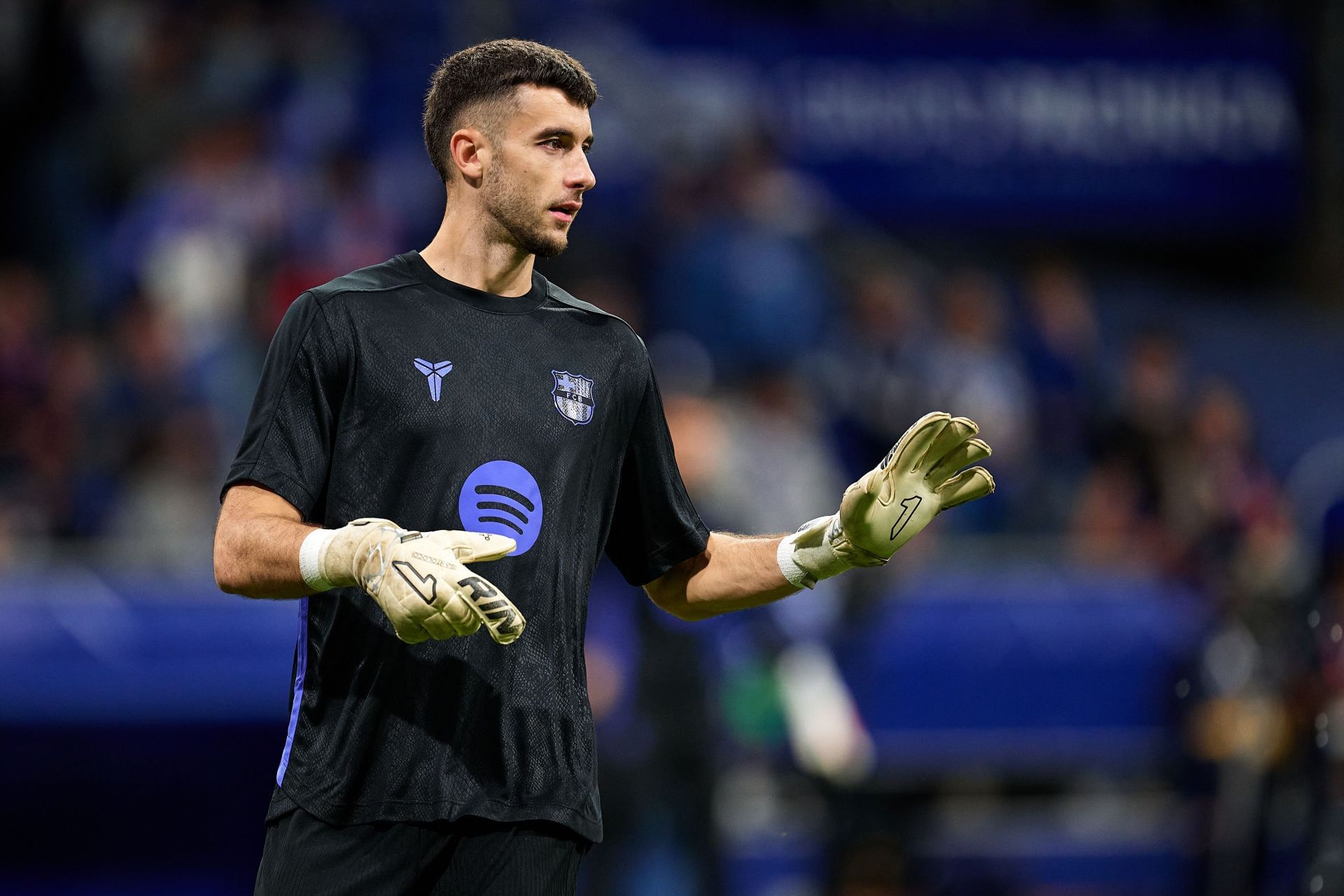 Joan Garcia vs Real Oviedo - LaLiga EA Sports - Source: Getty