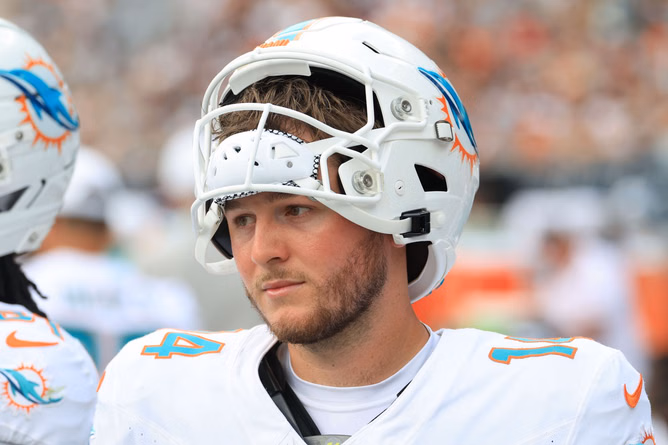 Dolphins' Quinn Ewers shares wholesome message for gf Mady Barnes' 22nd birthday