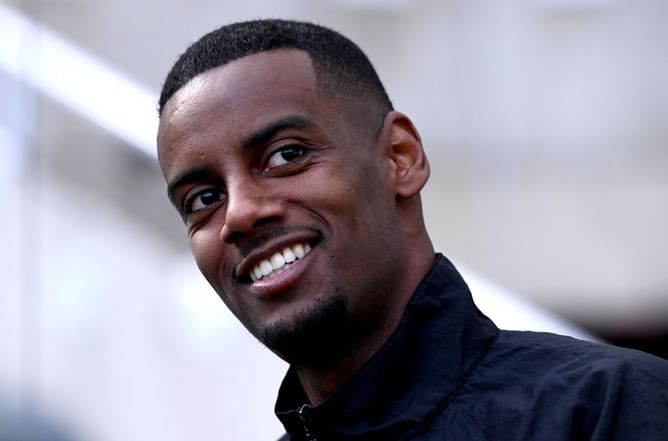 Alexander Isak set to join Liverpool; total fees and other details involved comes to light: Reports