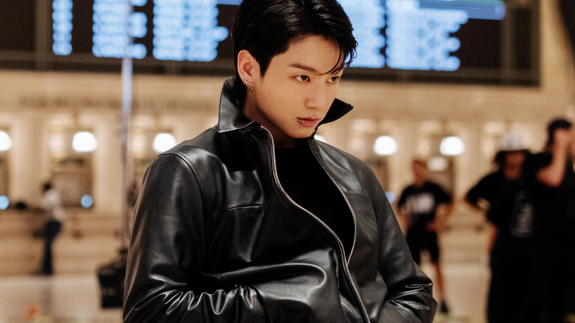 Jungkook (Image via X/@CalvinKlein)