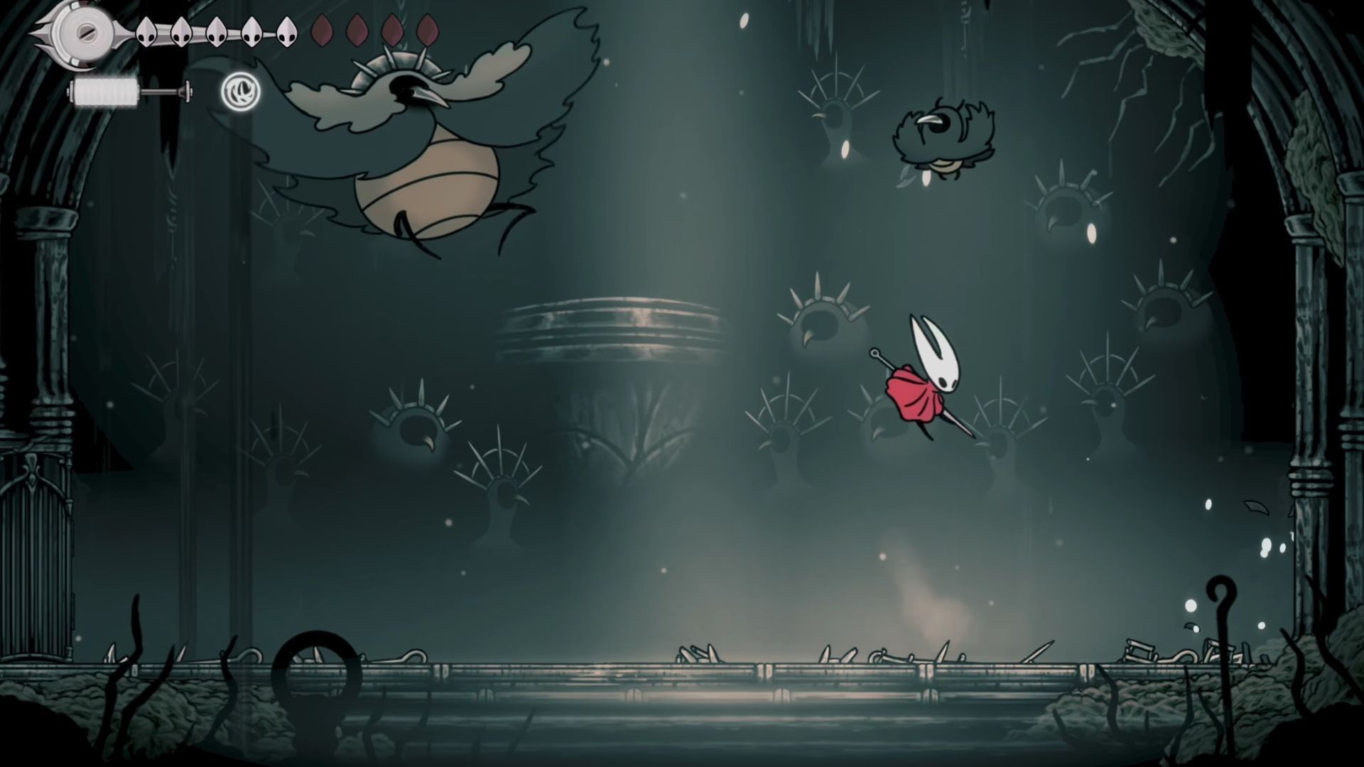 Fighting the Crawfather (Image via Team Cherry // YouTube/ Luna-An)