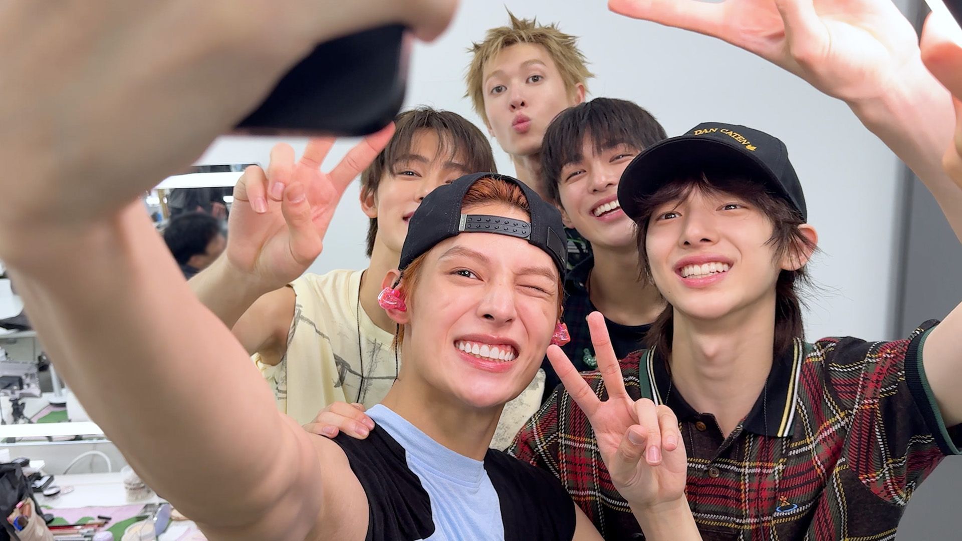 CORTIS (Image via X/@cortis_bighit)