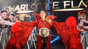 Charlotte Flair shows off stunning new look ahead of WWE SmackDown