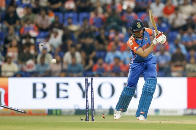 2025 Asia Cup: 2 players who flopped and 1 who starred in today's India vs Oman match ft. Shubman Gill