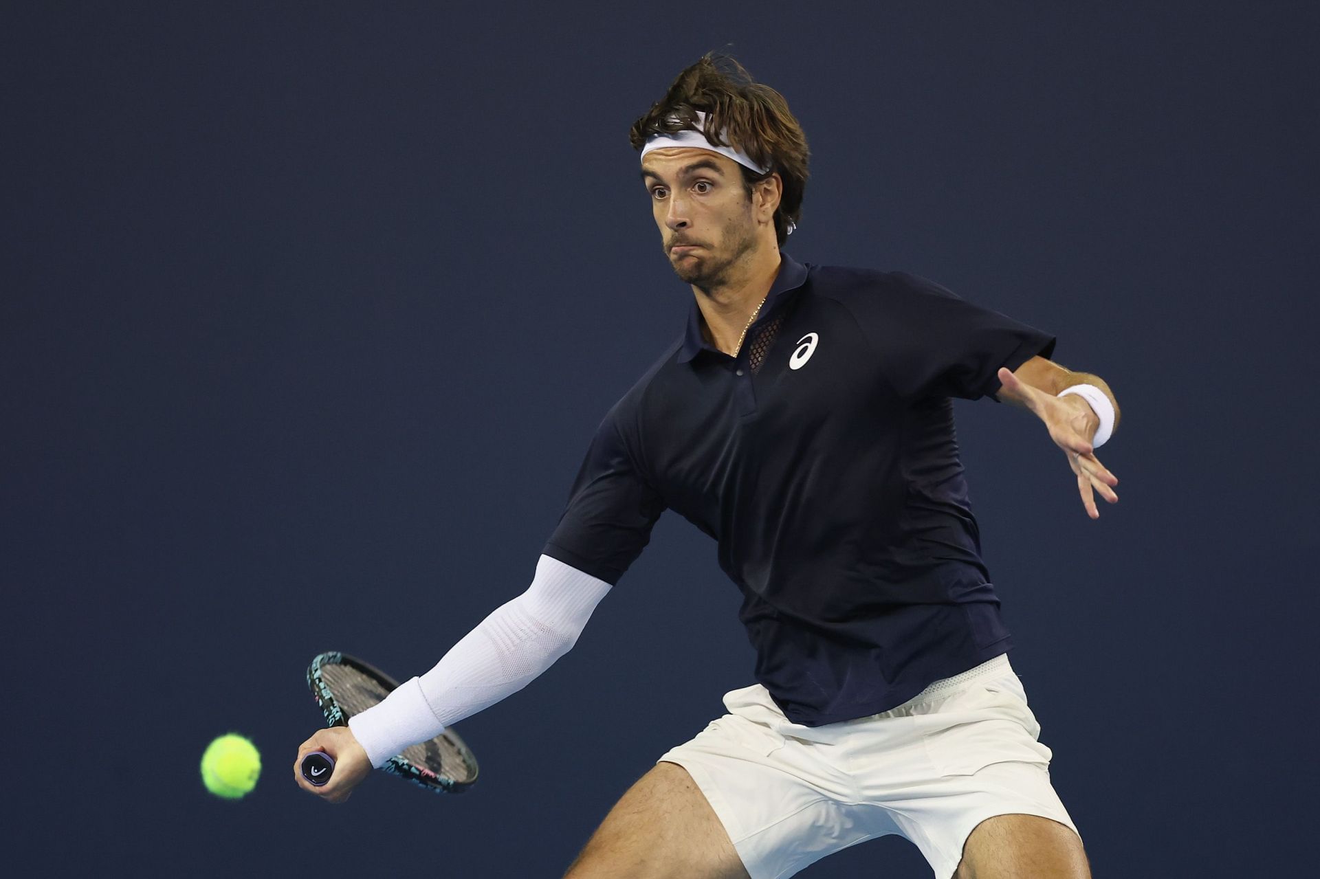 Lorenzo Musetti hits a forehand | Image Source: Getty