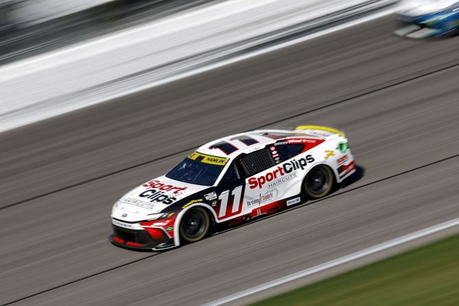 Veteran race mechanic brands Denny Hamlin's move on Bubba Wallace as 'dumb' but unavoidable in a fight for victory