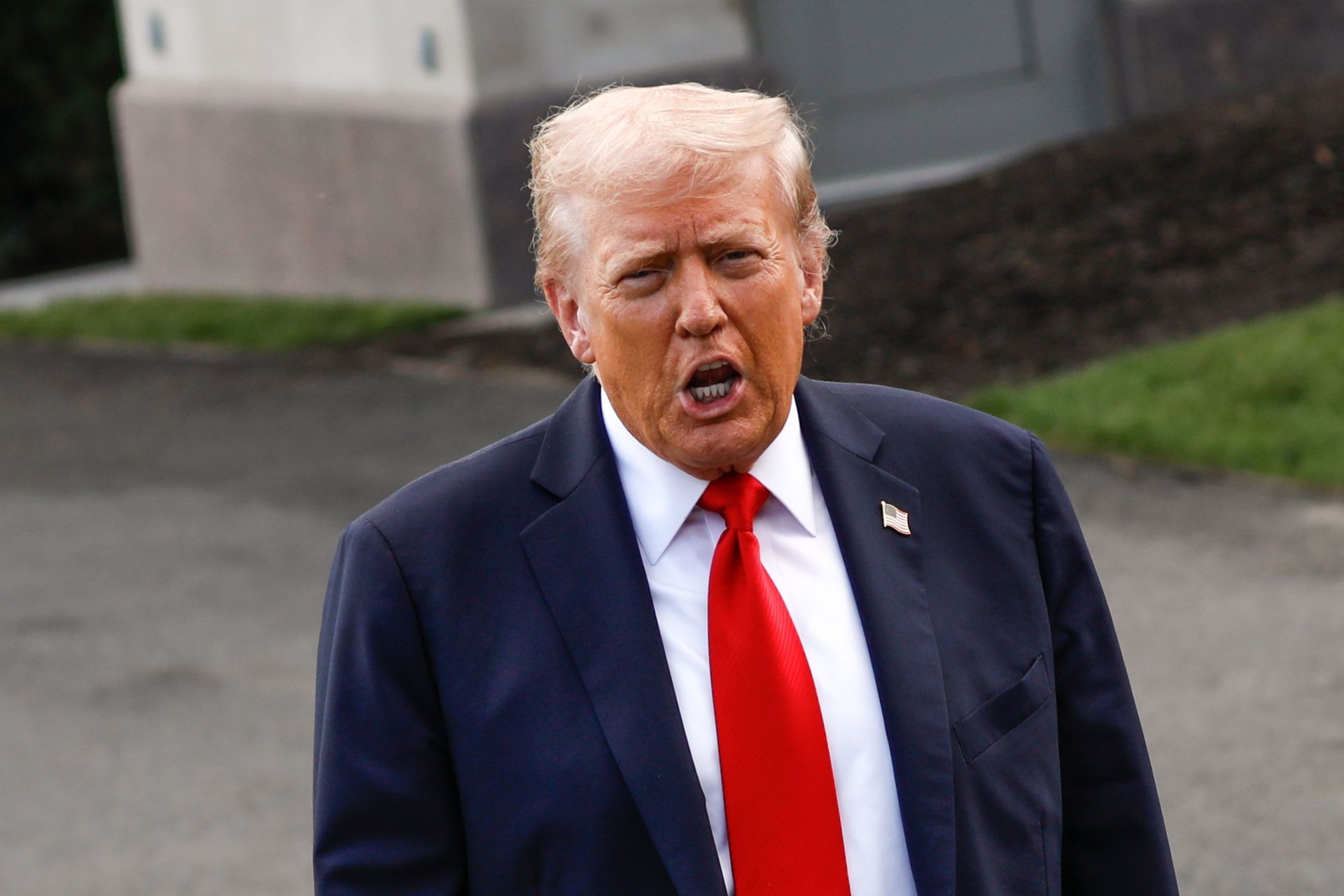 US President Donald Trump departs for White House to New York - Source: Getty