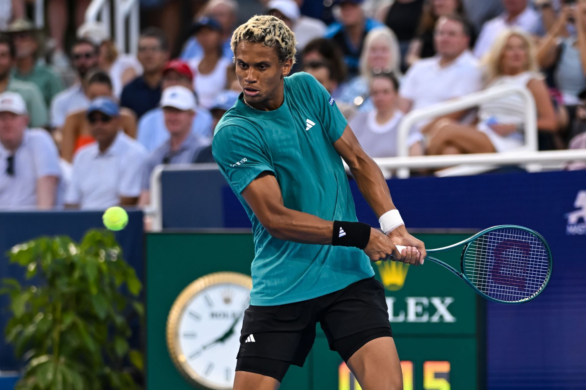 Gabriel Diallo prepares to hit a backhand | Image Source: Getty