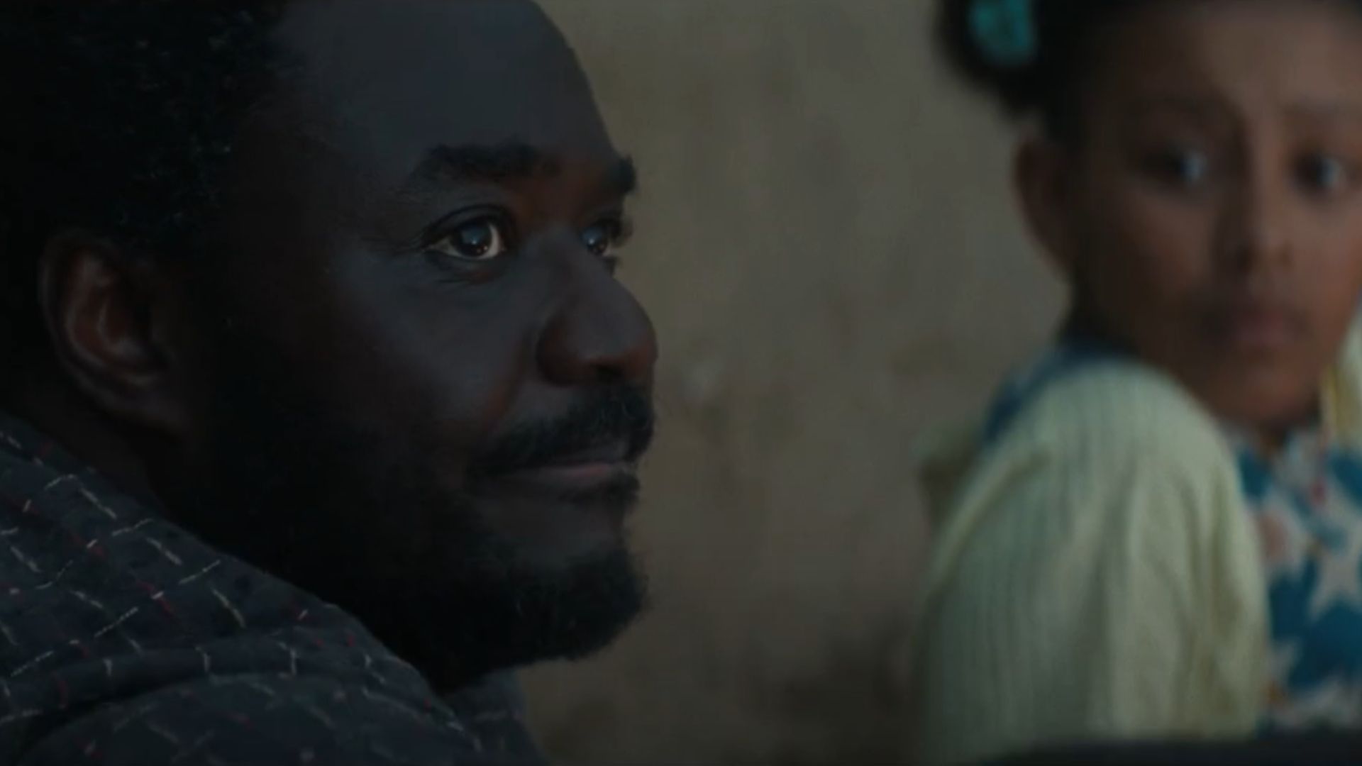 Morrow with his daughter (Image via Hulu)