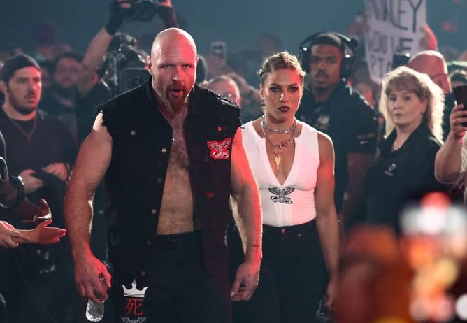 Newly-crowned AEW champion to officially join Jon Moxley's Death Riders on Dynamite? Exploring the chances
