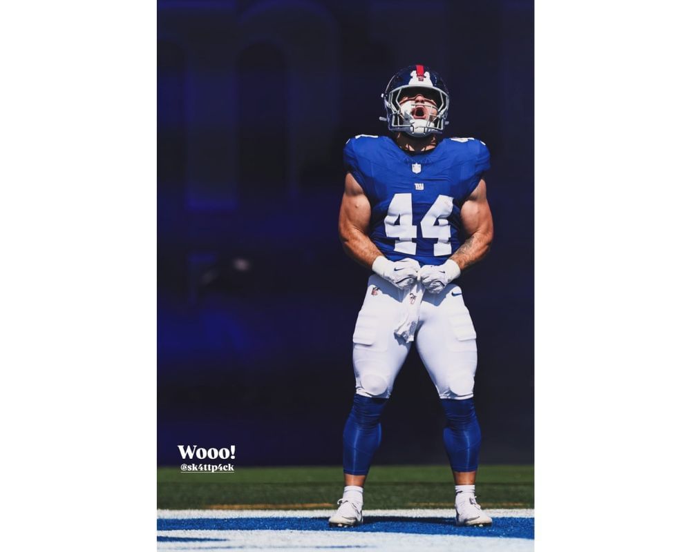 IN PIC: Cam Skattebo&rsquo;s GF Chloe Rodriguez pays loving tribute to Giants RB via custom gameday outfit for Chargers clash [IG/@chloee_rodriguez]