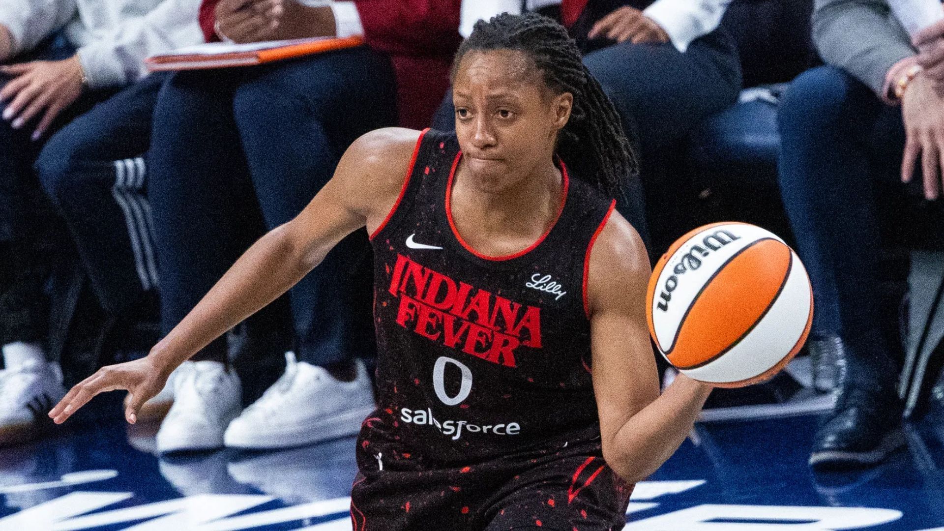 Kelsey Mitchell makes emotional statement and praises Fever after setting WNBA semifinal record. (Photo: IMAGN)