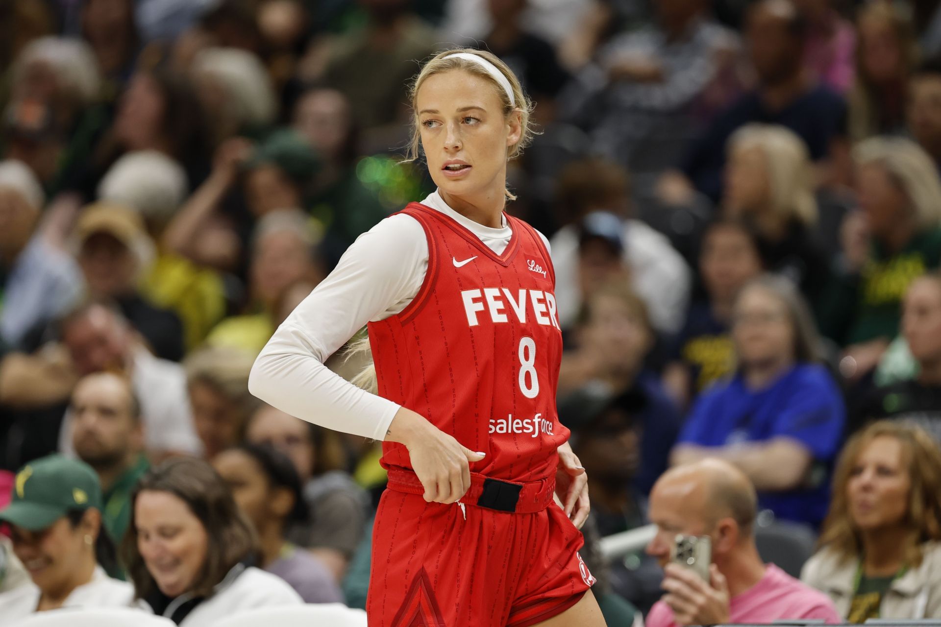 "Looking mom like" - WNBA fans abuzz as Sophie Cunningham shows up at Tigers vs Louisiana football game after Missouri HOF induction