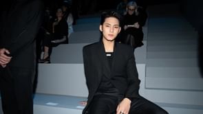 “WHO’S THAT DIVA” - Mingyu sets the internet in ablaze with his ‘Shake It Off’ dance break runway walk at SEVENTEEN’s Incheon concert
