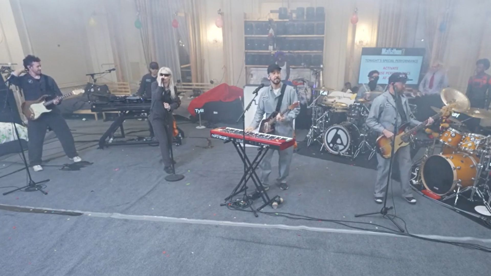 Kai Cenat recently hosted a live performance by the recently reconstituted band Linkin Park (Image via r/LivestreamFail/Reddit) 