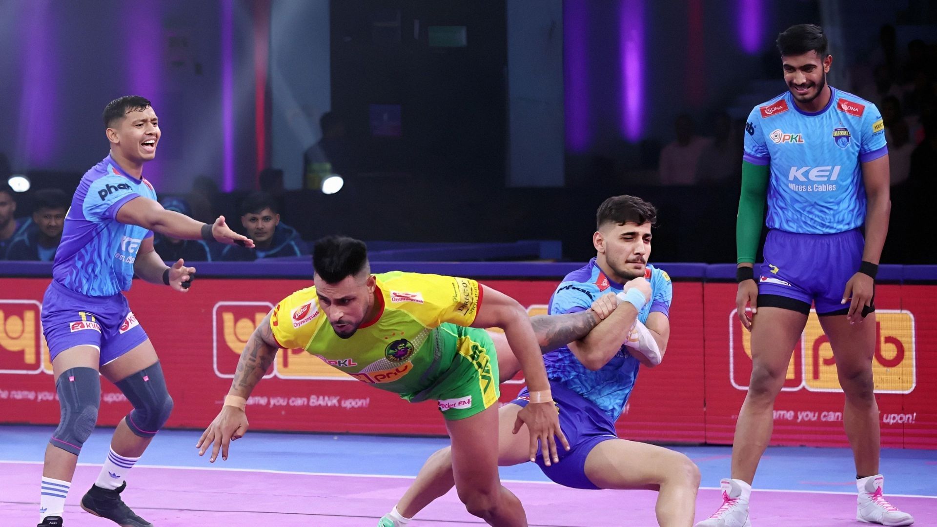 Bengal Warriorz wins their match against Patna Pirates