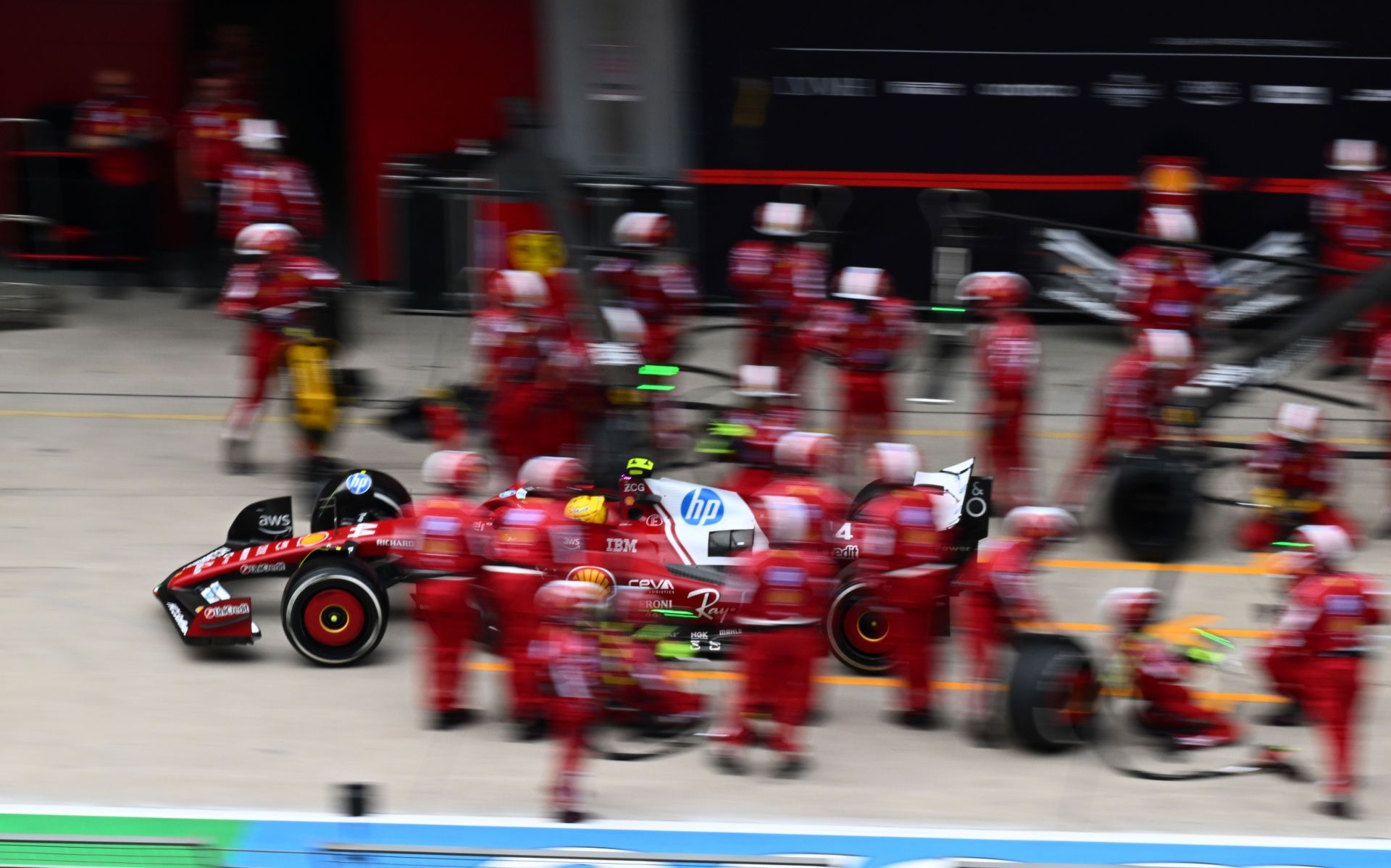 Lewis Hamilton pits during the 2025 F1 Chinese GP (Getty Images)