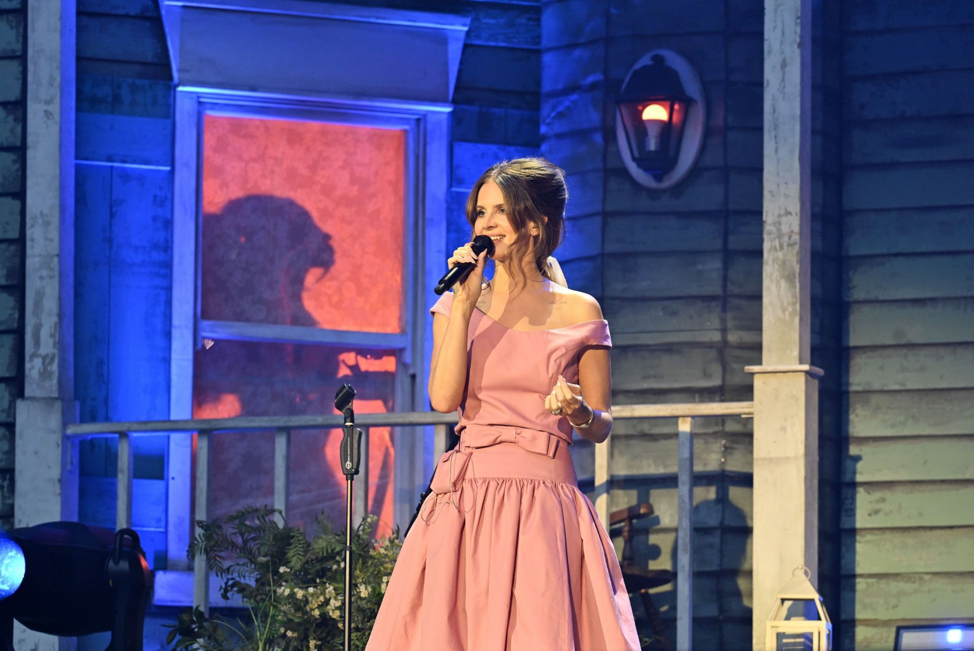 Lana Del Rey Performs At Wembley Stadium - Source: Getty