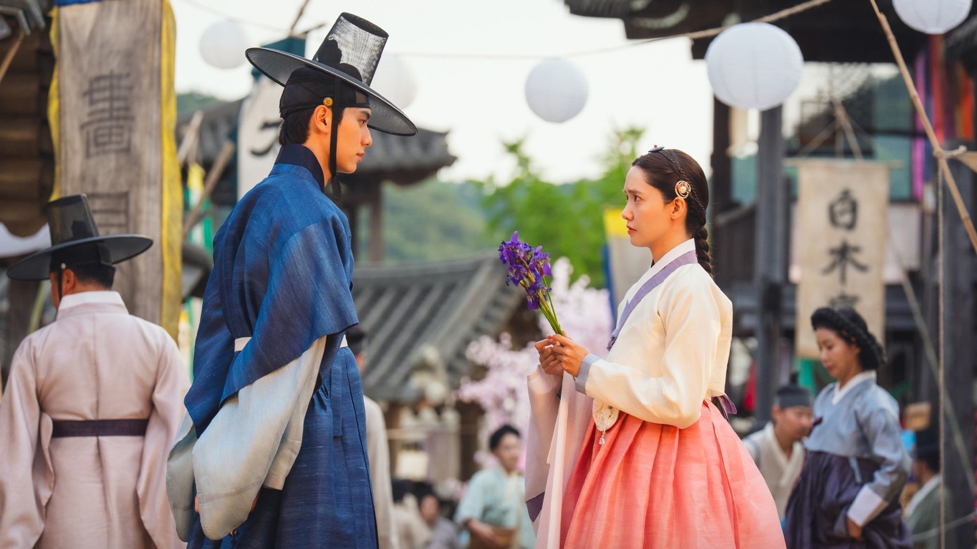 Lim Yoon-ah and Lee Chae-min in Bon App&eacute;tit, Your Majesty (Image via X/@CJnDrama)